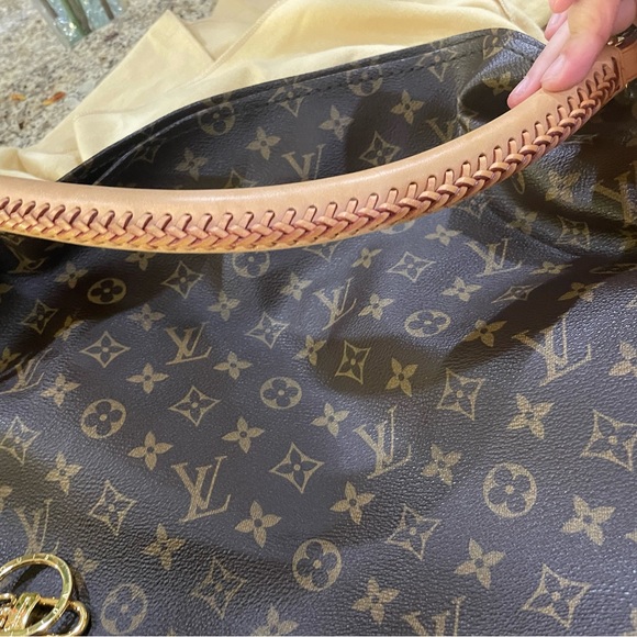 Louis Vuitton Artsy GM - Picture 13 of 16